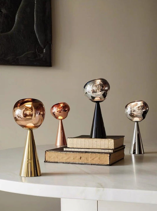 Tischlampe LED – Dimmbar, tragbar & nordisch-modern